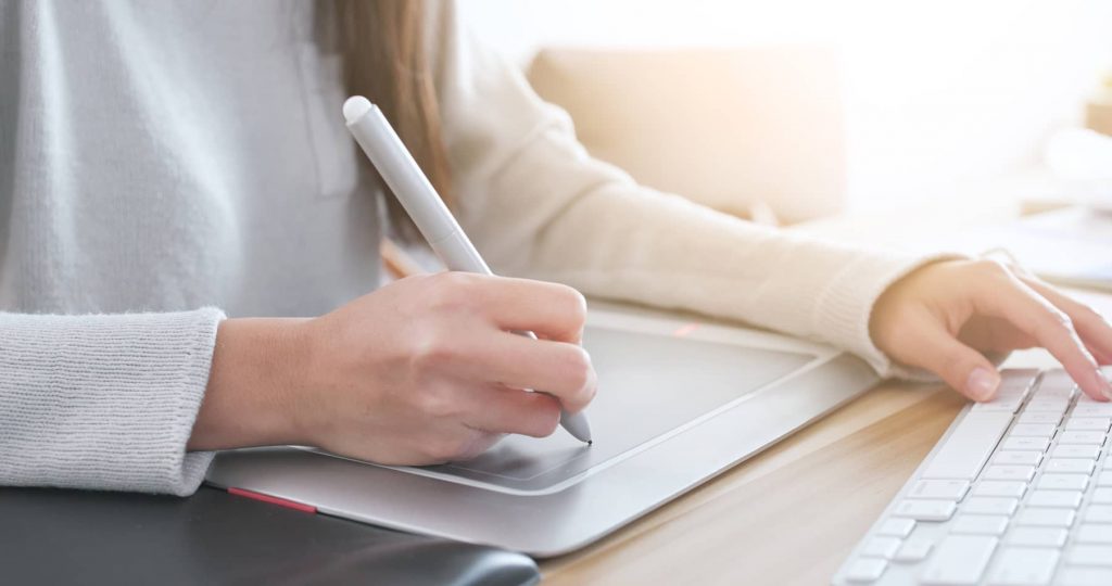 De ce să investești într-un soft de resurse umane pentru semnarea electronică a documentelor