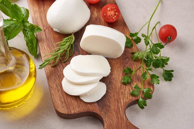 3 tipuri de brânză italiană pe care să le încerci măcar o dată în viață