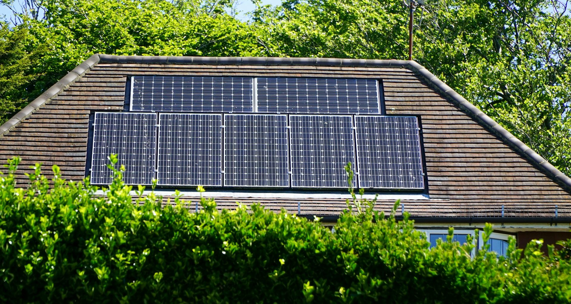 firma fotovoltaice