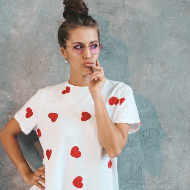 Tricourile personalizate sunt disponibile în modele unisex?