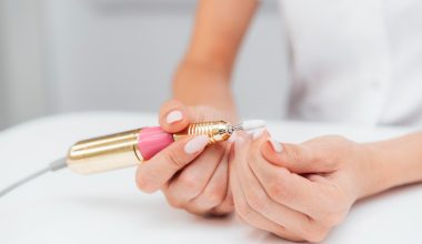 Capete de freză pentru unghii foarte scurte și ce funcționează cu adevărat