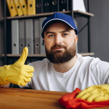 Ce să întrebi o firmă de curățenie din Cluj înainte să semnezi contractul